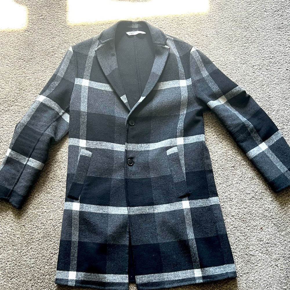 Zara Men’s Fashion long Pea Coat Size Medium (40) Black and Grey Like New